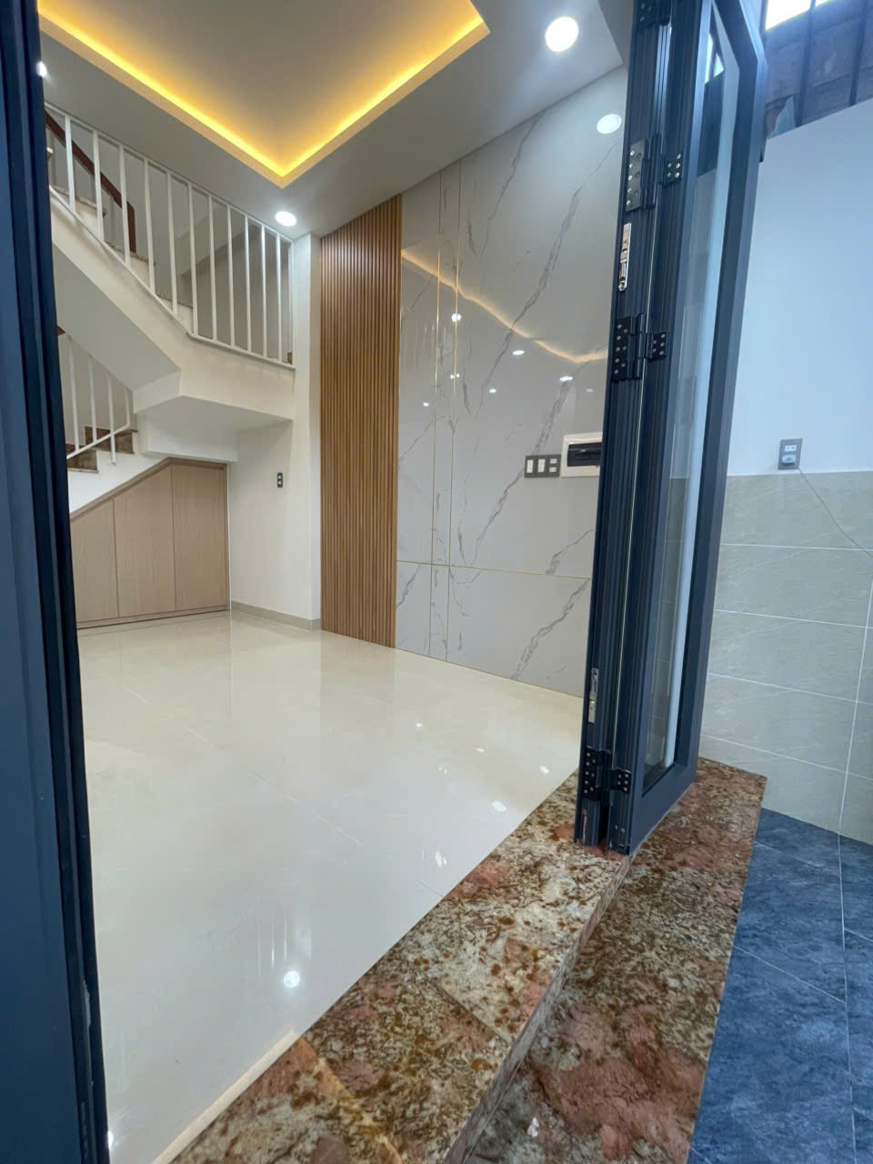 Chị Trần Thị Mai Lan
